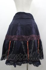 画像2: Ozz oneste / 蝶刺繍&裾レース2wayスカート  ネイビー I-26-03-12-072-OO-SK-SA-ZI (2)