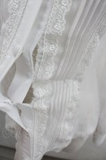 画像2: ATELIER PIERROT / Calmato Blouse  白 I-26-03-12-003-EL-BL-SA-ZI (2)