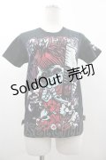 SEX POT ReVeNGe / ナース風プリントTシャツ  黒Ｘ赤Ｘサックス I-26-03-14-047-SP-TO-SA-ZI