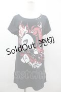 SEX POT ReVeNGe / キャラプリントロングTシャツ  黒Ｘ白Ｘ赤 I-26-03-14-049-SP-TO-SA-ZI
