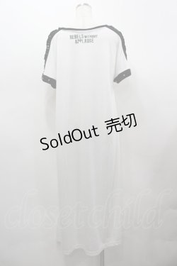 画像4: SEX POT ReVeNGe / バニーptダメージTシャツワンピース  白×黒×イエロー I-26-03-14-071-SP-OP-TE-ZI