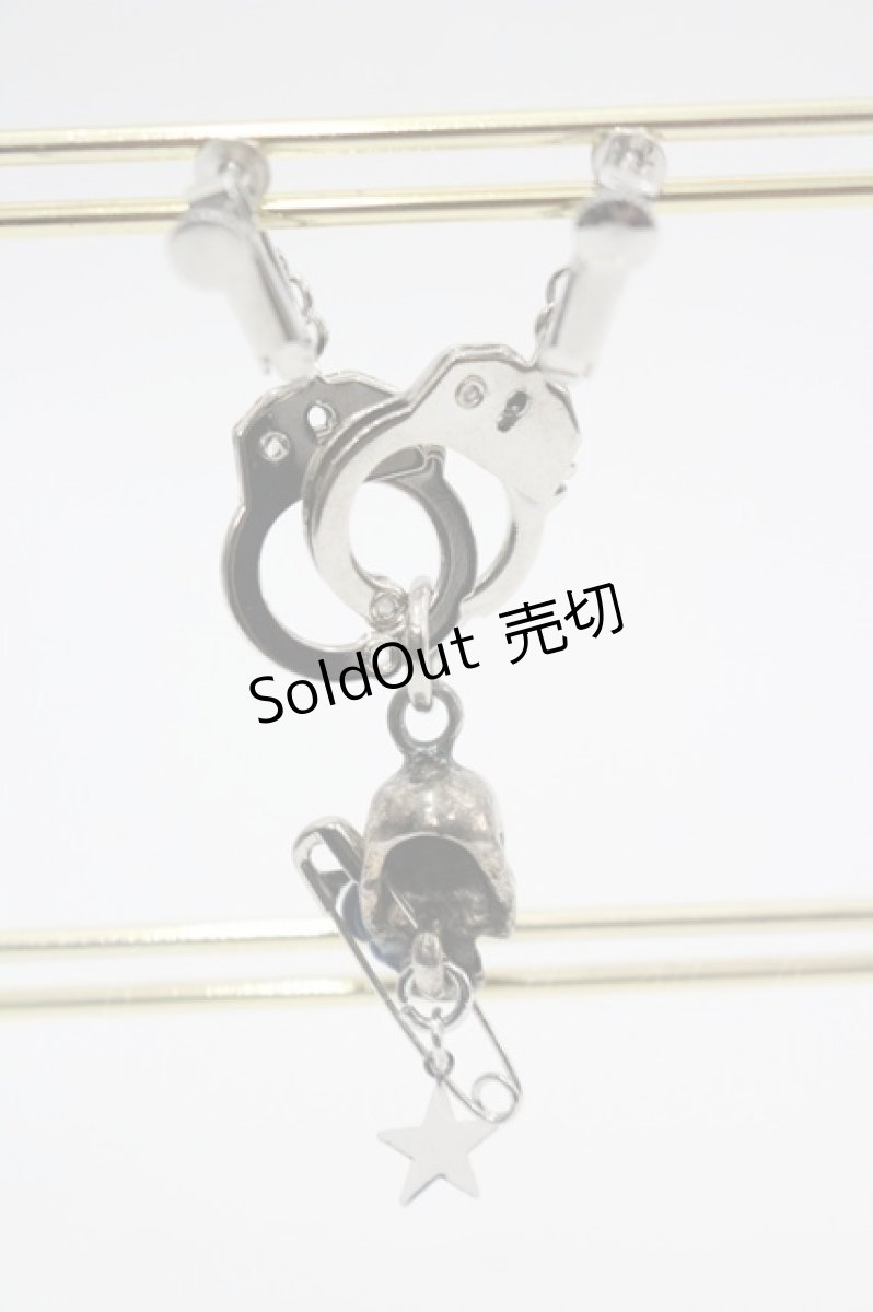 画像3: SEX POT ReVeNGe / 手錠×スカルイヤリング  シルバー I-26-03-14-116-SP-AC-TE-ZI (3)