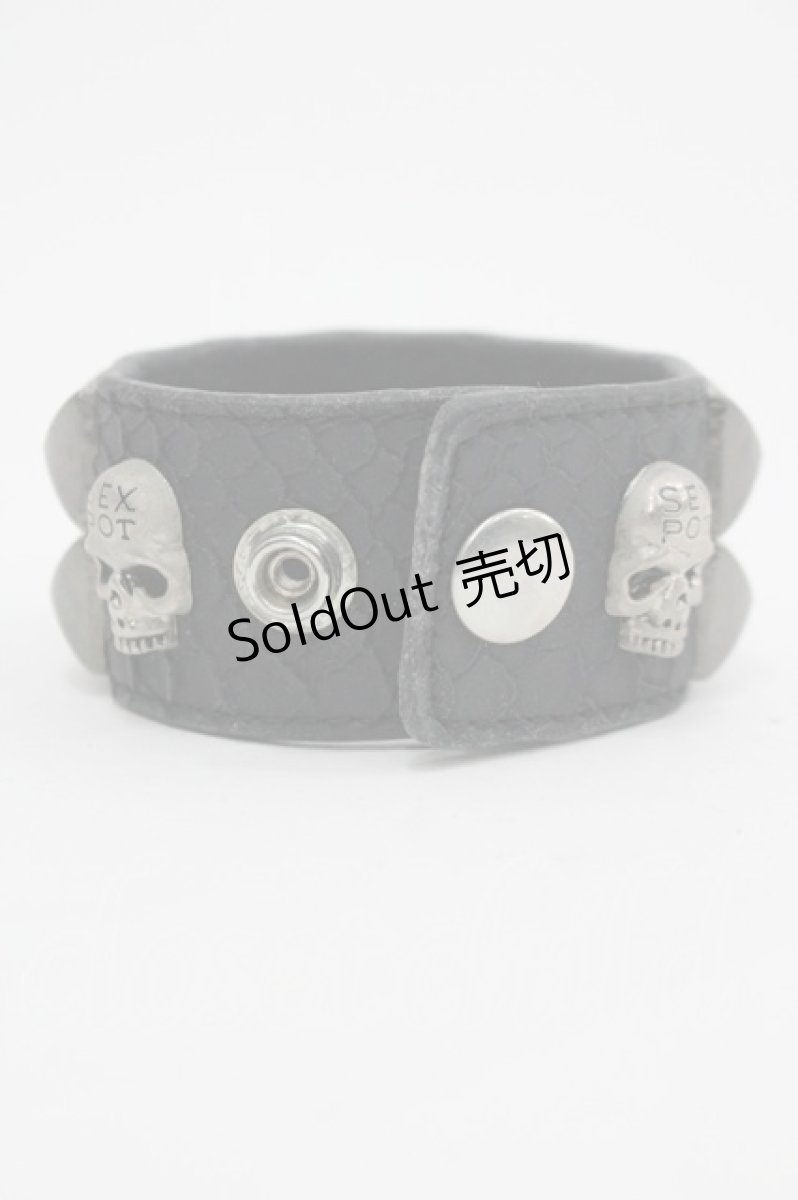 画像3: SEX POT ReVeNGe / スカルスタッズレザーバングル  黒 I-26-03-14-117-SP-AC-TE-ZI (3)