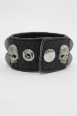 画像3: SEX POT ReVeNGe / スカルスタッズレザーバングル  黒 I-26-03-14-117-SP-AC-TE-ZI (3)