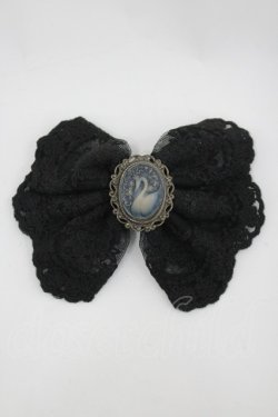 画像1: metamorphose / スワンカメオレースリボンバレッタ  黒 I-26-03-14-119-ME-AC-TE-ZI