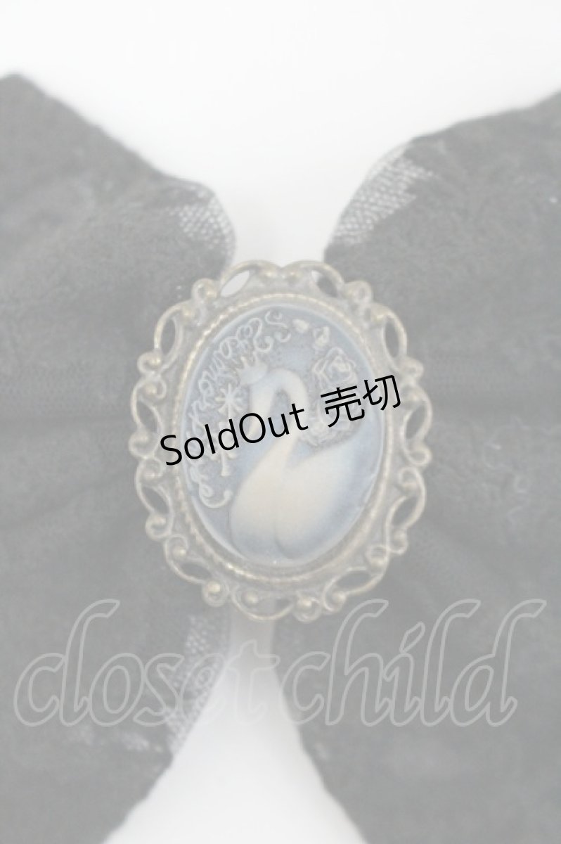 画像2: metamorphose / スワンカメオレースリボンバレッタ  黒 I-26-03-14-119-ME-AC-TE-ZI (2)