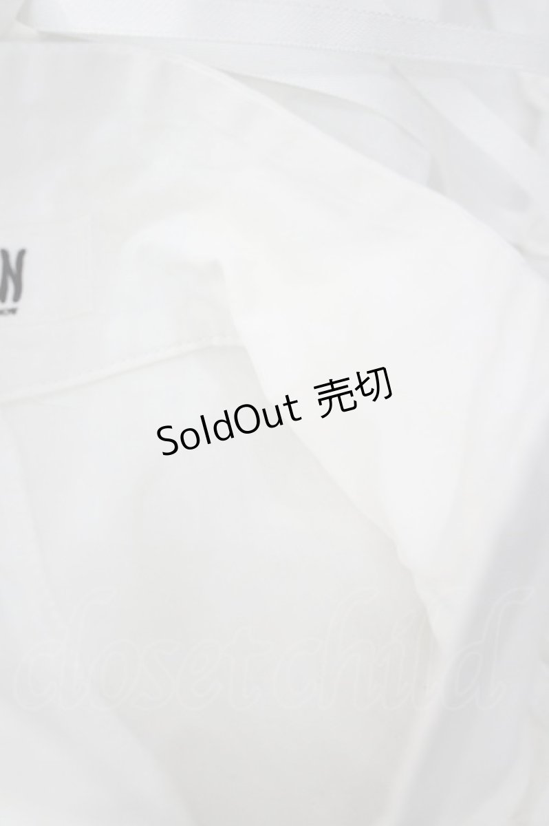 画像4: BPN / フリルヨークブラウス M 白 I-26-03-14-028-GO-BL-TE-ZI (4)