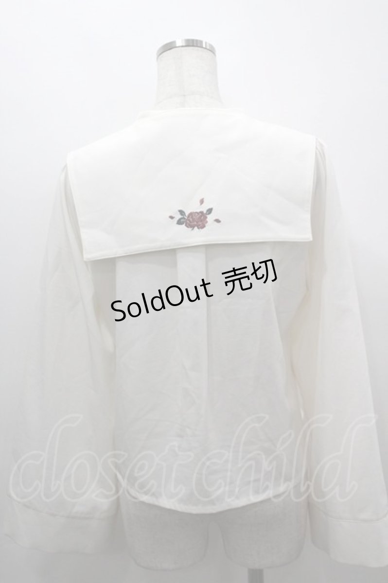 画像4: axes femme / 薔薇刺繍付け襟セットブラウス  白Ｘ赤 I-26-03-16-004-AX-BL-SA-ZI (4)