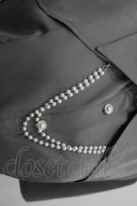 画像2: axes femme / パールチェーン半袖ブラウス  グレーＸ白 I-26-03-16-005-AX-BL-SA-ZI (2)