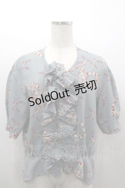 画像1: PINK HOUSE / チェックリボン&フラワーリース柄半袖ブラウス  ブルー I-26-03-16-009-LO-BL-SA-ZI