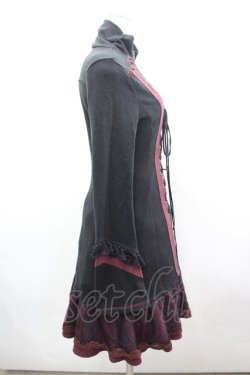 画像4: Ozz Croce / フロント編み上げハイネック長袖ワンピース  黒Ｘボルドー I-26-03-16-087-OO-OP-SA-ZI