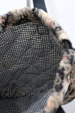 画像3: PINK HOUSE / ローズブーケプリント巾着バッグ  黒Ｘピンク I-26-03-16-110-LO-BG-SA-ZTK051 (3)