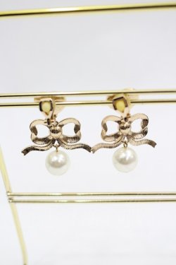 画像2: m petit by misako / リボンパールイヤリング  ゴールドＸ白 I-26-03-16-116-LO-AC-SA-ZI