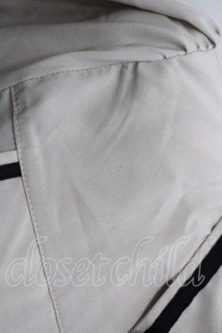 画像3: axes femme / ミリタリー風タイ付ブラウス  ベージュＸ黒 I-26-03-16-002-AX-BL-SA-ZI