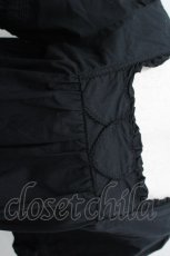 画像2: PINK HOUSE / ハート刺繍半袖ブラウス  黒 I-26-03-16-021-LO-BL-SA-ZI (2)