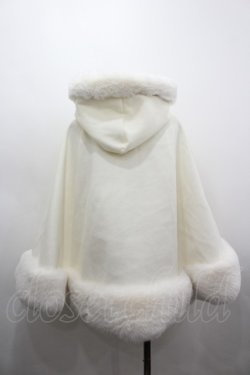 画像3: Princess Melody / リボン付きボリュームファーフードケープコート  白 I-26-03-19-027-EL-CO-SA-ZI