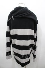 画像2: AdaNous / ドレープタートルネック変形ニット  ブラック×グレイ I-26-03-23-020-PU-TO-SA-ZI (2)