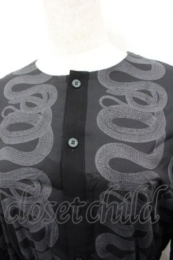 画像2: HYSTERIC GLAMOUR / SNAKE LOOP柄ギャザーワンピース  ブラック I-26-03-25-065-PU-OP-SA-ZI