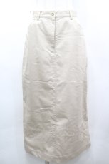 画像1: INGEBORG / ロゴ刺繍ポケットロングスカート  ベージュ I-26-03-25-102-LO-SK-SA-ZI (1)