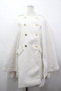 axes femme / ダブルボタンケープコート  白 I-26-03-25-030-AX-CO-SA-ZI