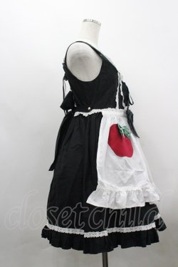 画像4: BABY,THE STARS SHINE BRIGHT / Snow White りんごのエプロンジャンパースカート  黒×白 I-26-03-30-030-BA-OP-TE-ZI