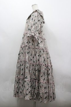 画像2: alcali / ミラーキャットフリルロングワンピース  ピンク I-26-03-30-054-LO-OP-SA-ZI