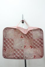 画像1: PINK HOUSE / バラ園うさぎ柄パッチワークプリントトラベルケース  ピンク I-26-03-30-082-LO-ZA-SA-ZI (1)