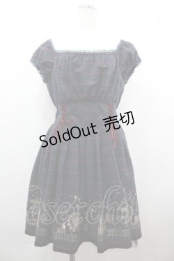 画像1: Secret Honey / 遊園地柄箔プリントワンピース  ネイビーＸ赤 I-26-04-01-077-CA-OP-SA-ZI