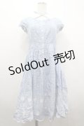Emily Temple cute / マーガレット刺繍ボーダー半袖ワンピース  青Ｘ白 I-26-04-01-079-ET-OP-SA-ZI