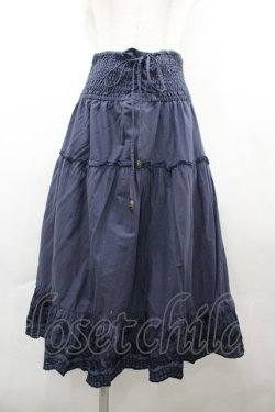 画像1: axes femme / フロント編み上げ&裾スパンコール刺繍スカート  ネイビー I-26-04-01-113-AX-SK-SA-ZI