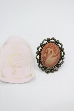 画像1: metamorphose / スワンカメオリング  ピンク I-26-04-03-079-ME-AC-TE-ZI