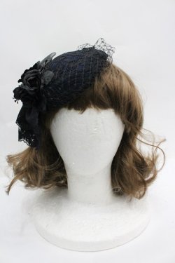 画像2: Morun x Muuna Stoik / コサージュ付きカクテルハット  黒 I-26-04-03-090-LO-ZA-SA-ZI