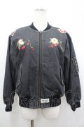 PINK HOUSE / 雛菊とさくらんぼ刺繍入りリバーシブルブルゾン  黒Ｘデニム I-26-04-06-033-LO-JA-SA-ZI
