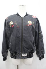 PINK HOUSE / 雛菊とさくらんぼ刺繍入りリバーシブルブルゾン  黒Ｘデニム I-26-04-06-033-LO-JA-SA-ZI