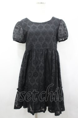 画像1: Jane Marple / フラワーレース半袖ワンピース  黒 I-26-04-06-058-JM-OP-SA-ZI