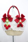 axes femme kawaii / いちごあみぐるみ付カゴバッグ  赤 I-26-04-08-044-AX-BG-SA-ZI