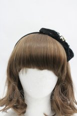 画像4: Emily Temple cute / ベルベットリボンカチューシャ  ブラック I-26-04-08-076-ET-AC-SA-ZI (4)
