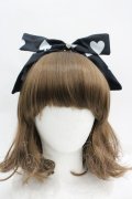 LOLITAその他(お買取対象外) / トランプ風プリントリボンカチューシャ  黒Ｘグレー I-26-04-08-080-LO-AC-SA-ZI