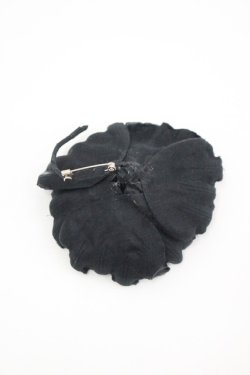 画像2: PINK HOUSE / パール使いフラワーコサージュ  黒 I-26-04-08-108-LO-ZA-TE-ZI