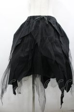 画像1: ROMANTIC NEUROSIS / チュールイレヘムスカート  ブラック I-26-04-10-078-PU-SK-SA-ZI (1)