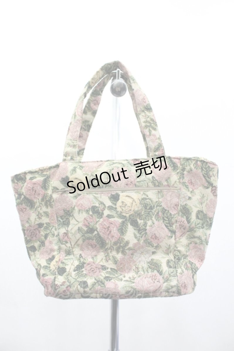 画像2: axes femme / カメオモチーフパールチェーンゴブランバッグ  ブラウン I-26-04-10-105-AX-BG-SA-ZI (2)