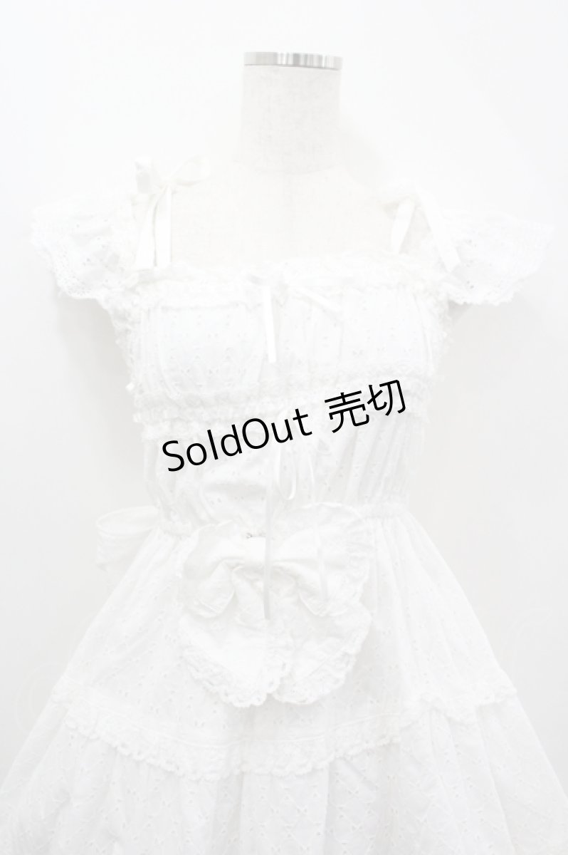 画像2: BABY,THE STARS SHINE BRIGHT / Innocent Ribbon Lace シャーリングジャンパースカート  白 I-26-04-12-037-BA-OP-SA-ZI (2)