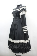 画像4: Hoshibako Works / リリアンヌ姉妹ワンピース(ロング丈)  黒Ｘ白 I-26-04-12-039-LO-OP-SA-ZI (4)