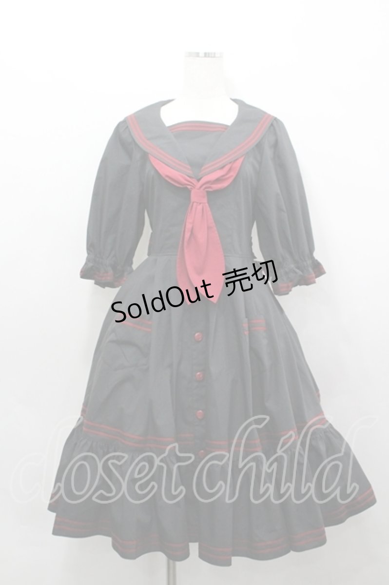 画像1: metamorphose / 刺繍入りセーラーワンピース 1 黒 I-26-04-19-061-ME-OP-SA-ZI (1)