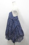 画像2: axes femme / ミニ薔薇総柄シフォンキャミワンピース  青 I-26-04-20-084-AX-OP-SA-ZI (2)