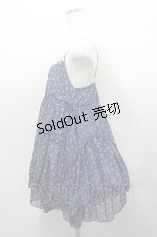 画像2: axes femme / ミニ薔薇総柄シフォンキャミワンピース  青 I-26-04-20-084-AX-OP-SA-ZI (2)