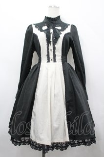 axes femme kawaii / リボンレースブロッキングワンピース 黒X白 I-26