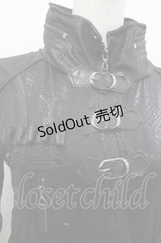 画像3: Qutie Frash / メッシュ切替&フロント3つベルトトップス  黒 I-26-04-24-032-QU-TO-SA-ZI (3)