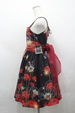 画像2: Royal Princess Alice / 彼岸花ジャンパースカート  黒 I-26-04-26-039-LO-OP-SA-ZI (2)
