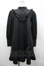 画像1: Jamieエーエヌケー / ハイネックフリル長袖ワンピース  黒 I-26-04-26-050-0-OP-SA-ZI (1)